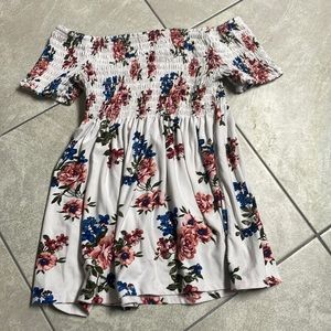 Clean shirt roses print